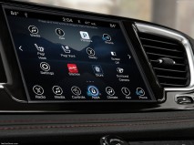 Chrysler-Pacifica_2017_1280x960_wallpaper_33
