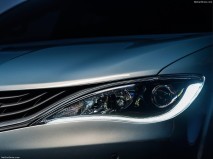 Chrysler-Pacifica_2017_1280x960_wallpaper_4d