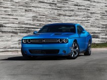 Dodge-Challenger_2015_1280x960_wallpaper_01