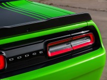 Dodge-Challenger_2015_1280x960_wallpaper_68