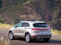 Lincoln-MKC_2015_1280x960_wallpaper_1c